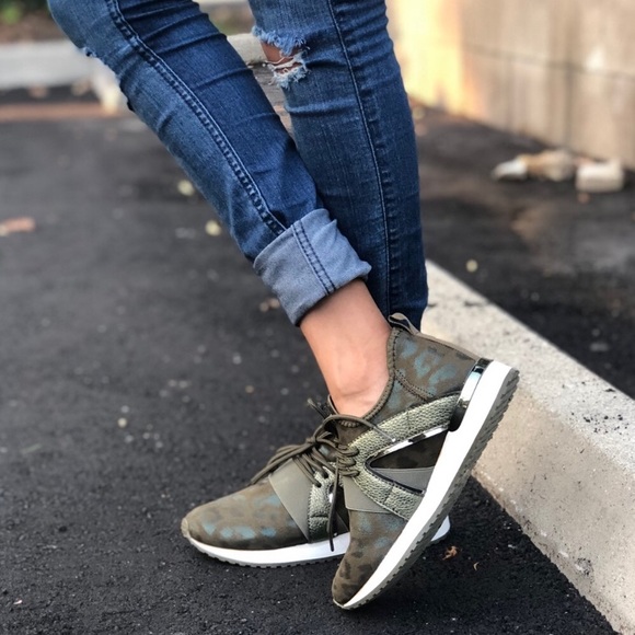 Metallic Green Leopard Sneakers - Picture 2 of 8